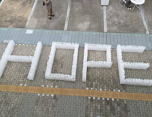 ルミナリエタイムに点灯される「希望」の文字