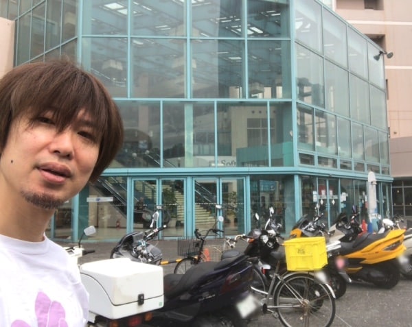 教育委員会定例会の傍聴を終えてイオン横須賀店に到着しました