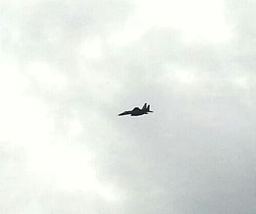 市民の方が撮影したF-15と思われる戦闘機