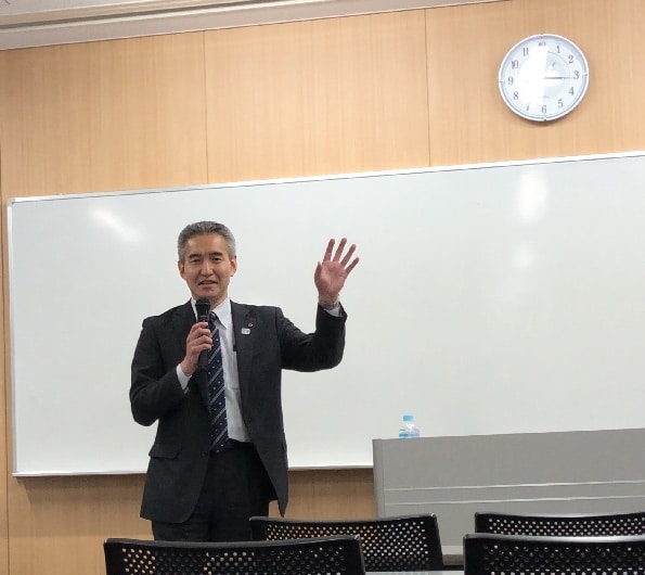 藤沢市副市長・宮治正志さんから県と市の予算の仕組みを学びました／関東学院大学・牧瀬稔先生「KGUかながわ学（行政）」の聴講へ