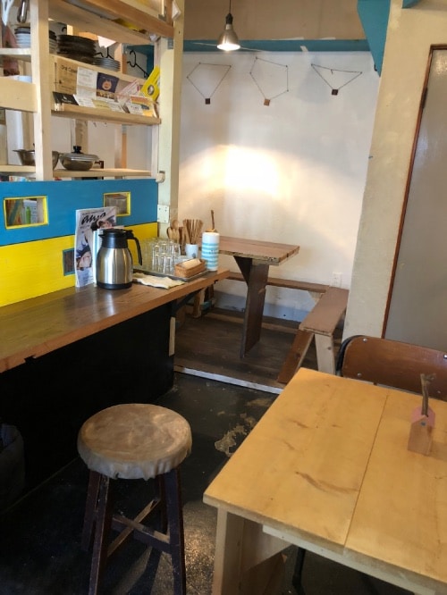 とってもかわいいカフェです