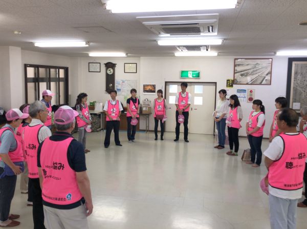 ボランティアさん・県立保健福祉大学の学生ボランティアさんら総勢20名が集合です